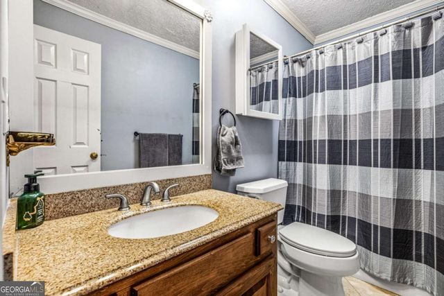 1975 Hunt Crossing Court, Lawrenceville, GA 30043