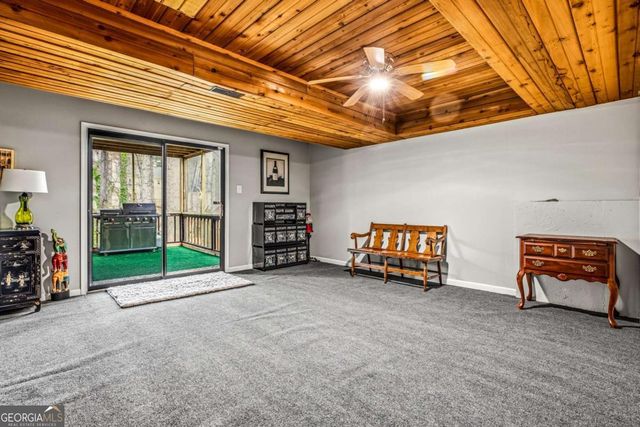 1975 Hunt Crossing Court, Lawrenceville, GA 30043