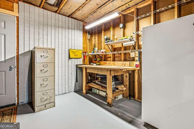 1975 Hunt Crossing Court, Lawrenceville, GA 30043