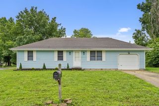 2040 East Sandelwood Street, Republic, MO 65738