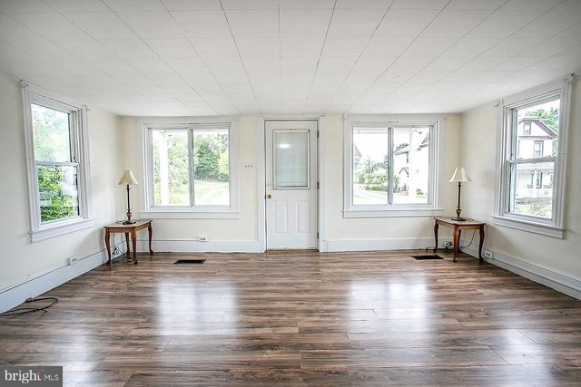 886 PLEASANT HILL RD, Fleetwood, PA 19522