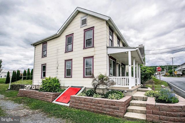 886 PLEASANT HILL RD, Fleetwood, PA 19522