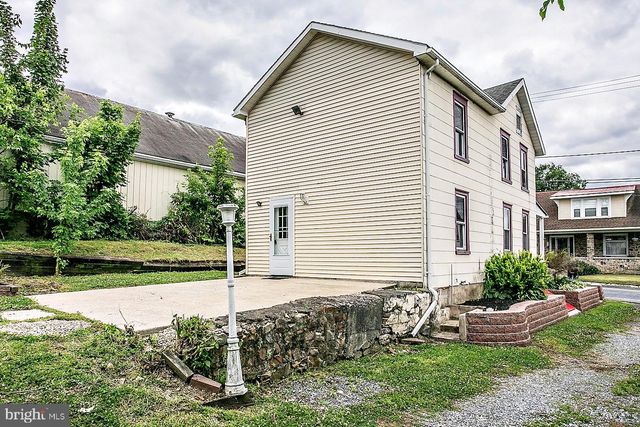 886 PLEASANT HILL RD, Fleetwood, PA 19522
