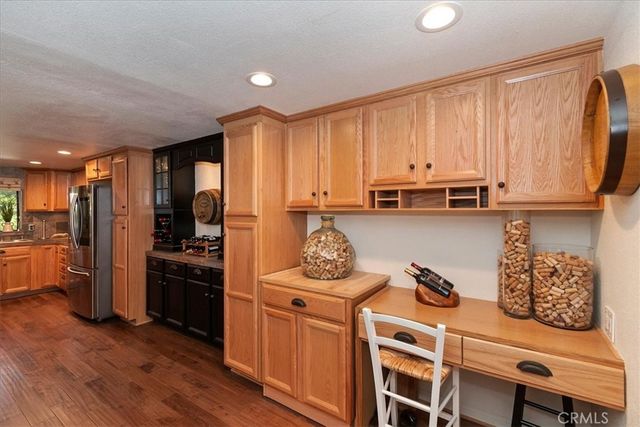 27456 White Fir Drive, Lake Arrowhead, CA 92352