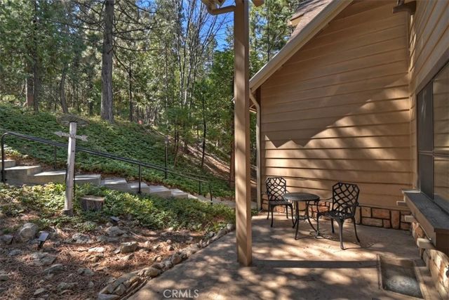 27456 White Fir Drive, Lake Arrowhead, CA 92352