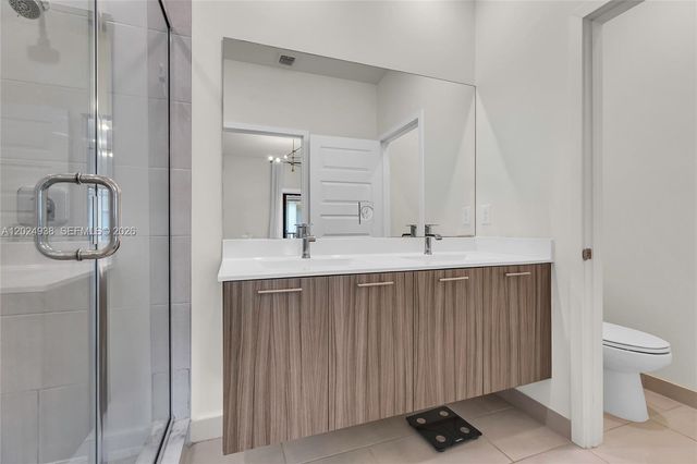 4838 NW 83rd Pkwy, Doral, FL 33166