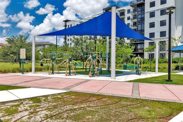 4838 NW 83rd Pkwy, Doral, FL 33166