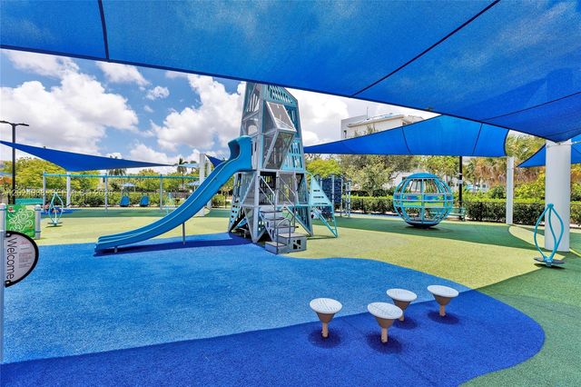 4838 NW 83rd Pkwy, Doral, FL 33166