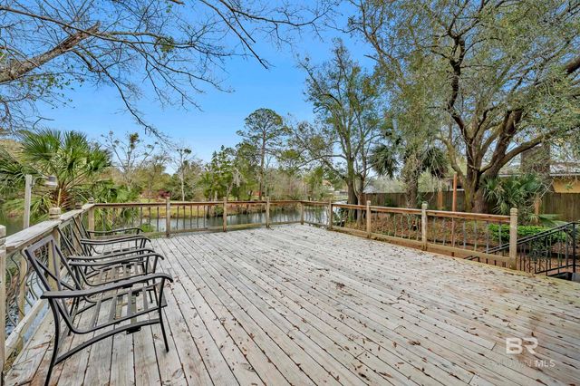 7808 N Wenzel Road, Foley, AL 36535