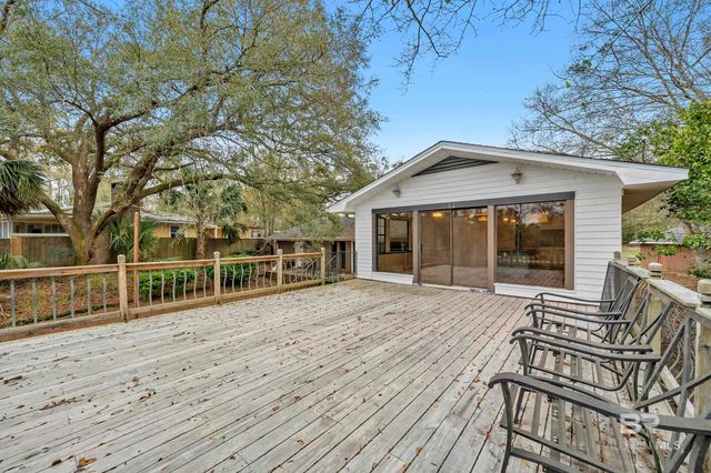 7808 N Wenzel Road, Foley, AL 36535
