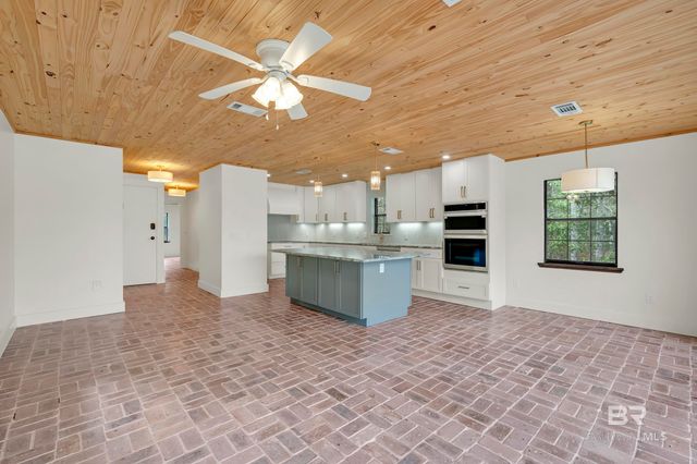 7808 N Wenzel Road, Foley, AL 36535