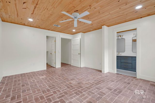 7808 N Wenzel Road, Foley, AL 36535