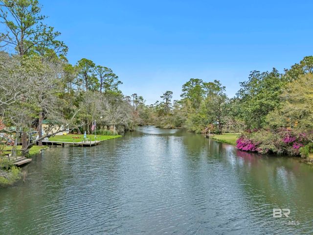 7808 N Wenzel Road, Foley, AL 36535