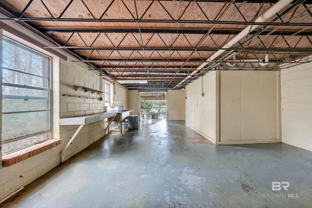 7808 N Wenzel Road, Foley, AL 36535