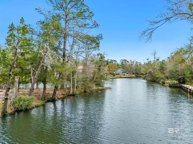 7808 N Wenzel Road, Foley, AL 36535