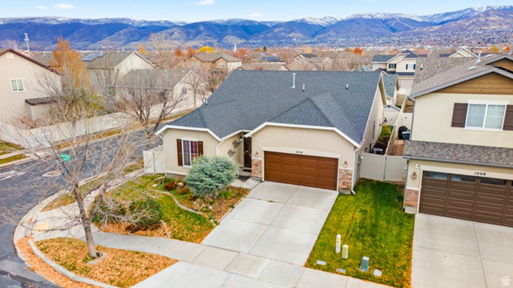 1016 N SKIPTON DR, North Salt Lake, UT 84054