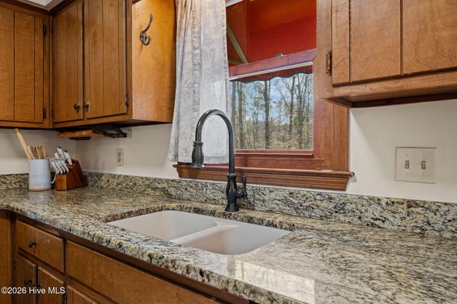 820 Fields Road, New Bern, NC 28560