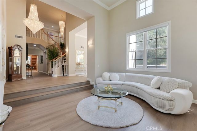 3452 Daniella Court, Calabasas, CA 91302