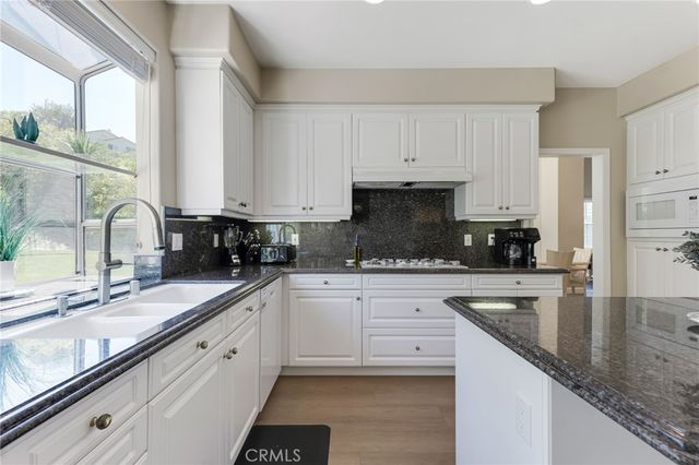 3452 Daniella Court, Calabasas, CA 91302