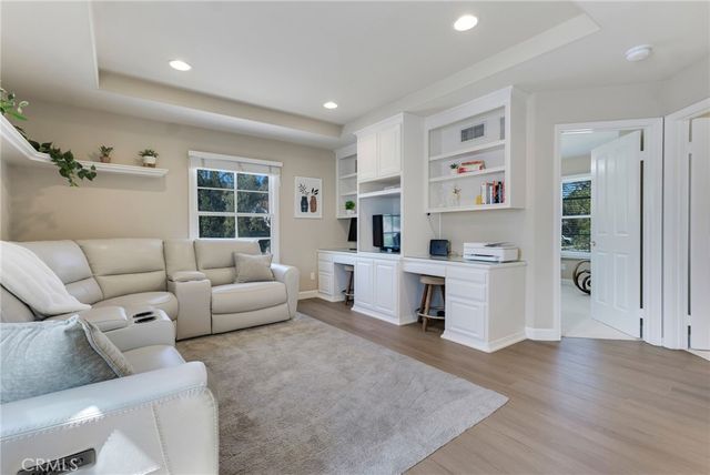 3452 Daniella Court, Calabasas, CA 91302