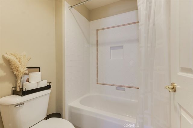 3452 Daniella Court, Calabasas, CA 91302