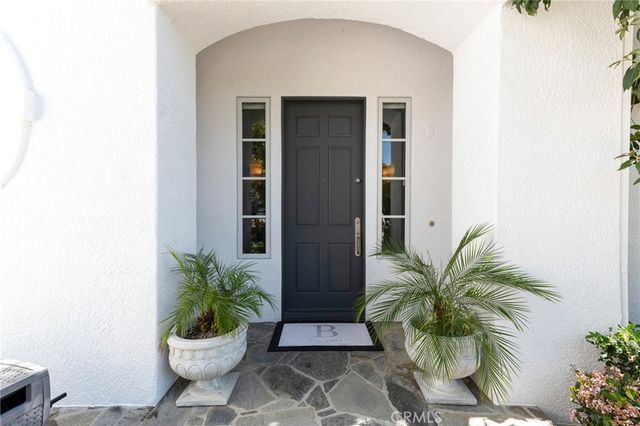 3452 Daniella Court, Calabasas, CA 91302