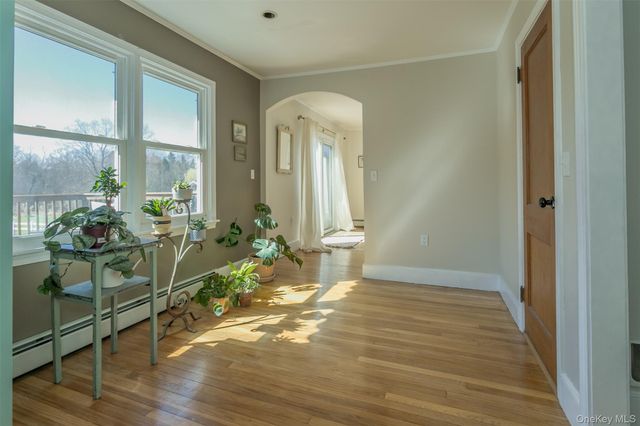 18 Scanlon Avenue, Florida, NY 10921
