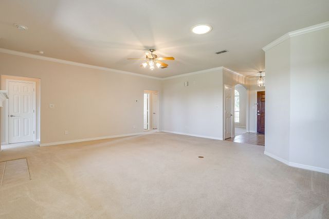 1173 Albatross Court, Benbrook, TX 76126