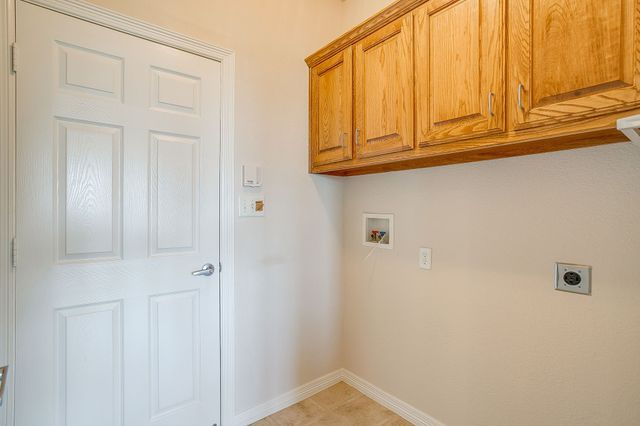 1173 Albatross Court, Benbrook, TX 76126