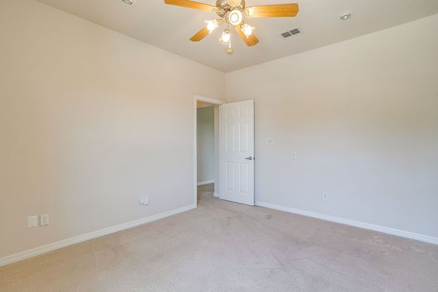 1173 Albatross Court, Benbrook, TX 76126
