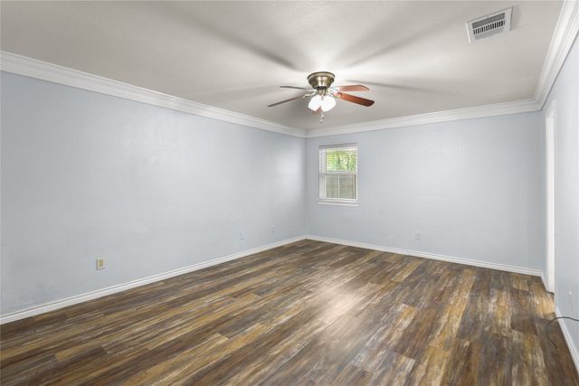 1109 Pine Ridge Drive, Azle, TX 76020