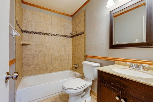 8710 Cardella Avenue, Dallas, TX 75217