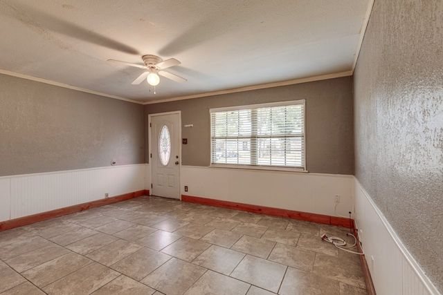 8710 Cardella Avenue, Dallas, TX 75217