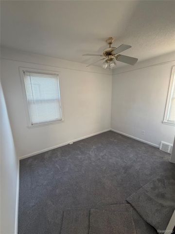 20023 Mendota Street, Detroit, MI 48221