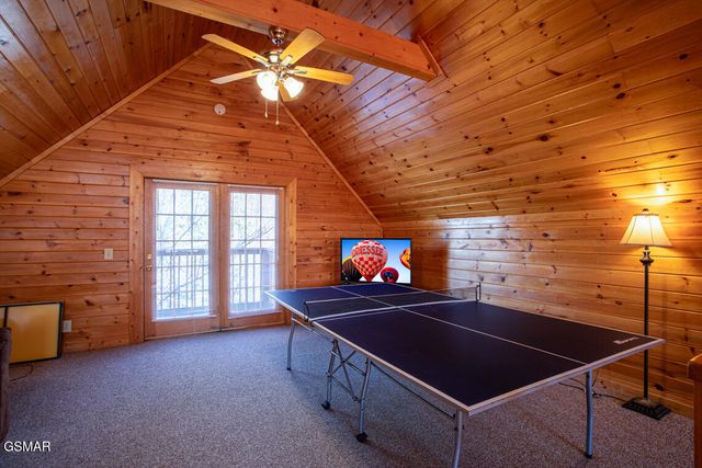 2525 Fleming Way, Sevierville, TN 37876