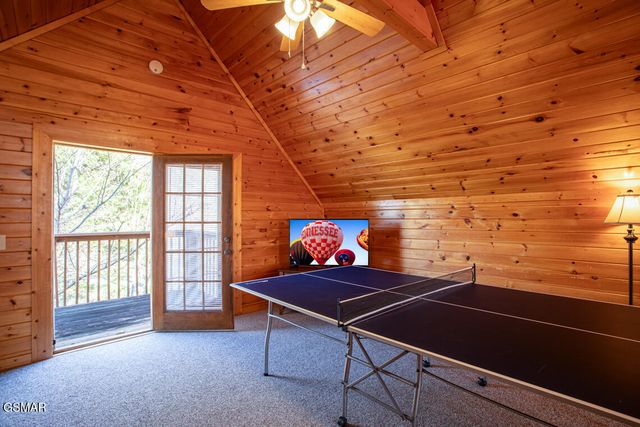 2525 Fleming Way, Sevierville, TN 37876