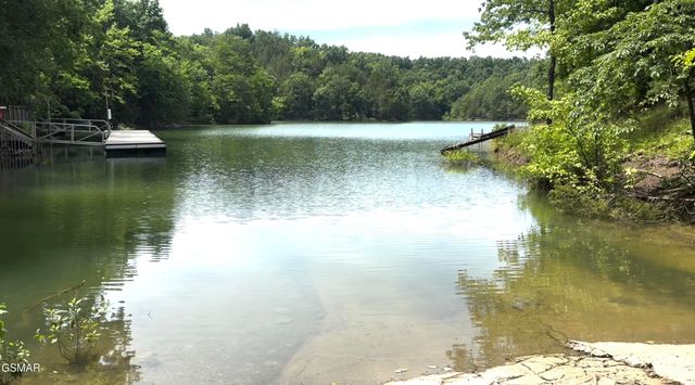 2525 Fleming Way, Sevierville, TN 37876