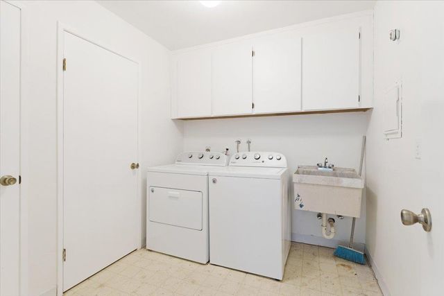 334 Lee Street Street, Santa Cruz, CA 95060