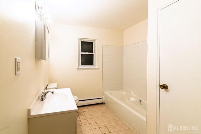 93 Fox Road 6A, Edison, NJ 08817