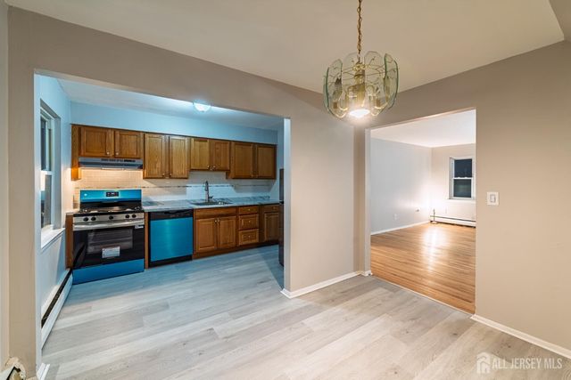 93 Fox Road 6A, Edison, NJ 08817