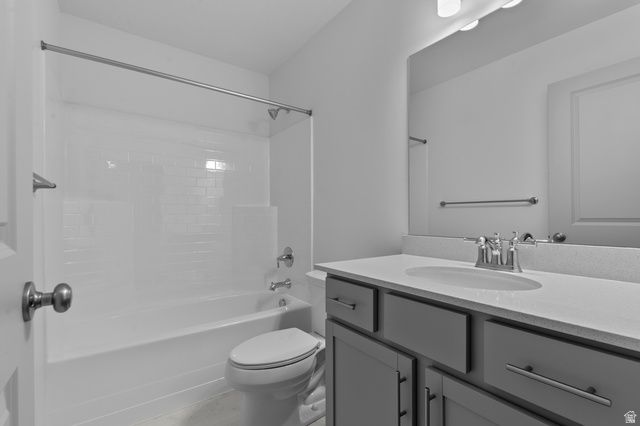 6641 N SALTY RIVER LN, Eagle Mountain, UT 84005