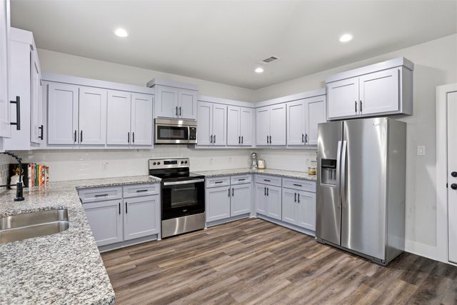 100 Newport Place, Mesquite, TX 75149