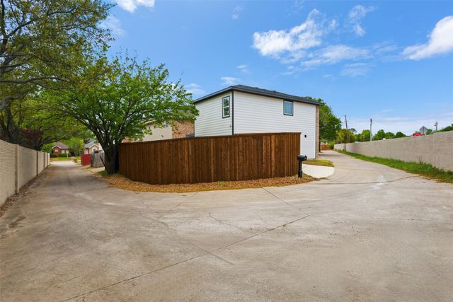 100 Newport Place, Mesquite, TX 75149