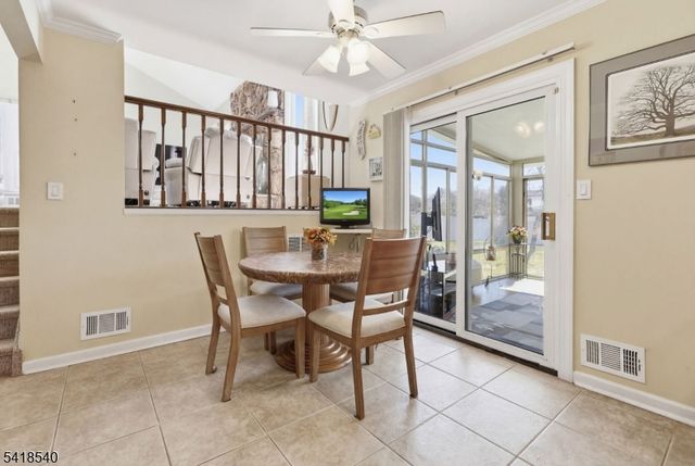 29 Alexandria Dr, Manalapan Twp., NJ 07726