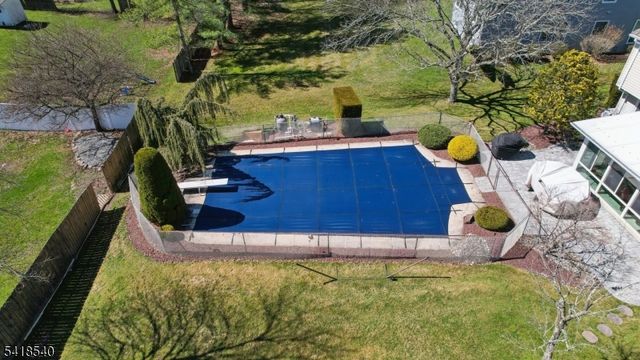 29 Alexandria Dr, Manalapan Twp., NJ 07726