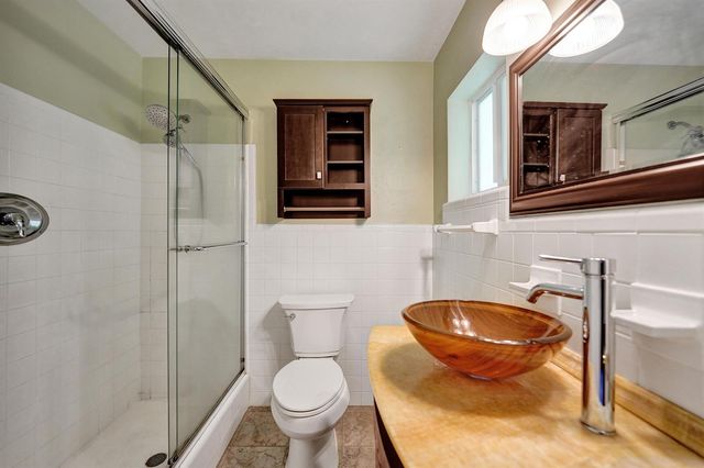 1745 NE 36TH Street, Oakland Park, FL 33334
