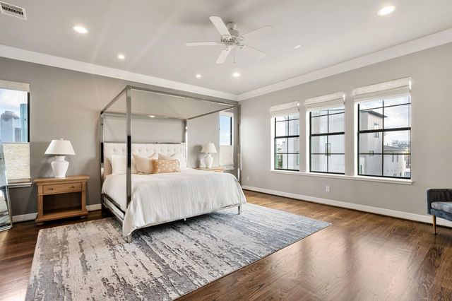 306 W Saulnier Street, Houston, TX 77019