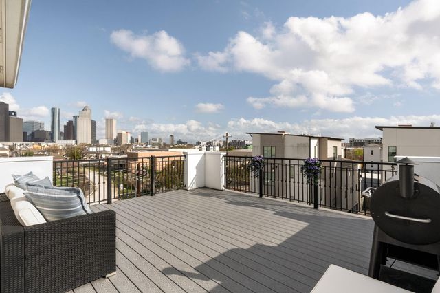 306 W Saulnier Street, Houston, TX 77019