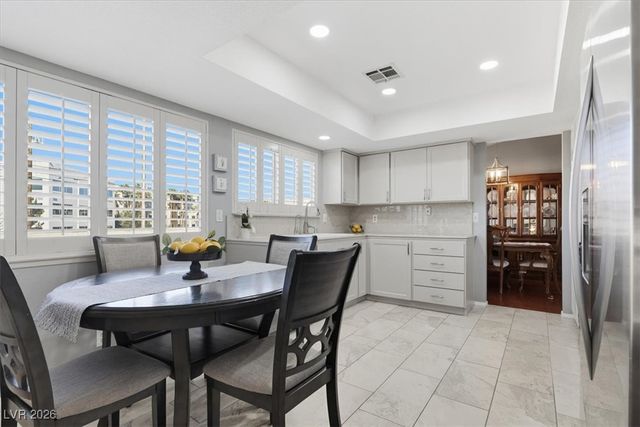 688 Montvilla Drive, Las Vegas, NV 89123