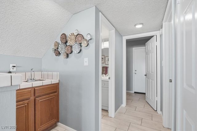 688 Montvilla Drive, Las Vegas, NV 89123